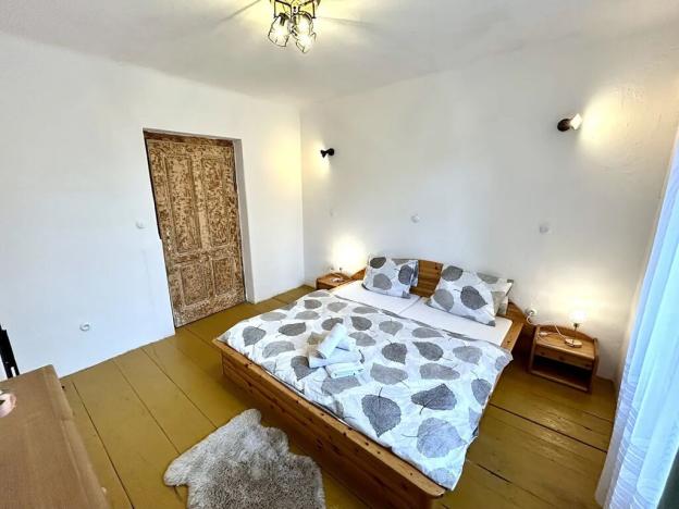 Prodej apartmánu, Líšnice, 300 m2