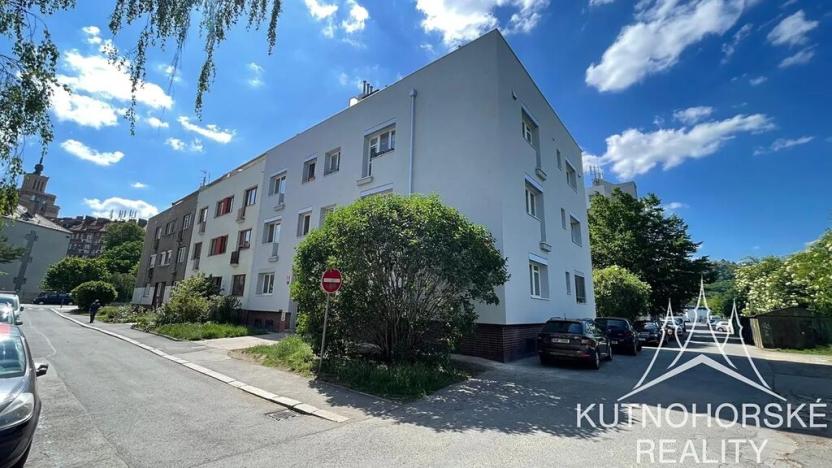 Pronájem bytu 1+1, Praha - Bubeneč, Šestidomí, 37 m2