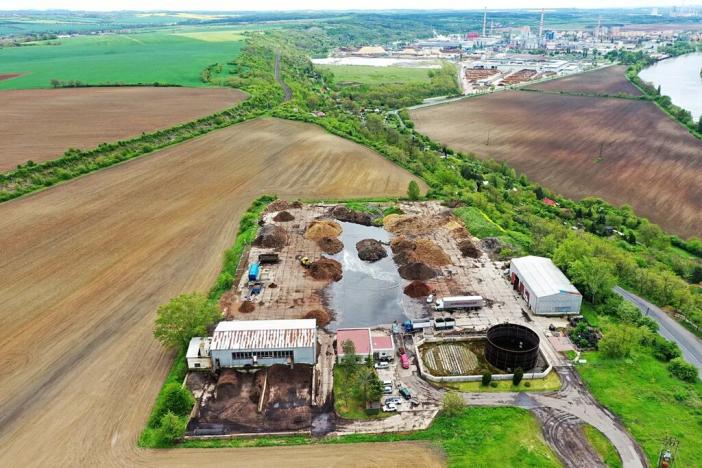 Prodej komerčního pozemku, Hoštka, 7249 m2