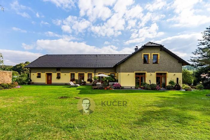 Prodej rodinného domu, Lichnov, 672 m2