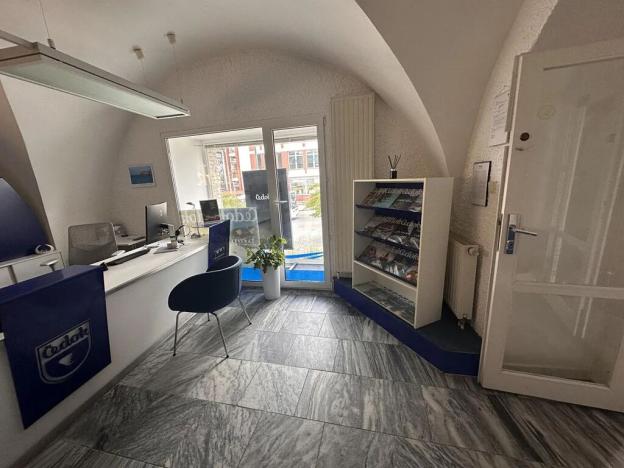 Pronájem kanceláře, Žďár nad Sázavou, nám. Republiky, 40 m2