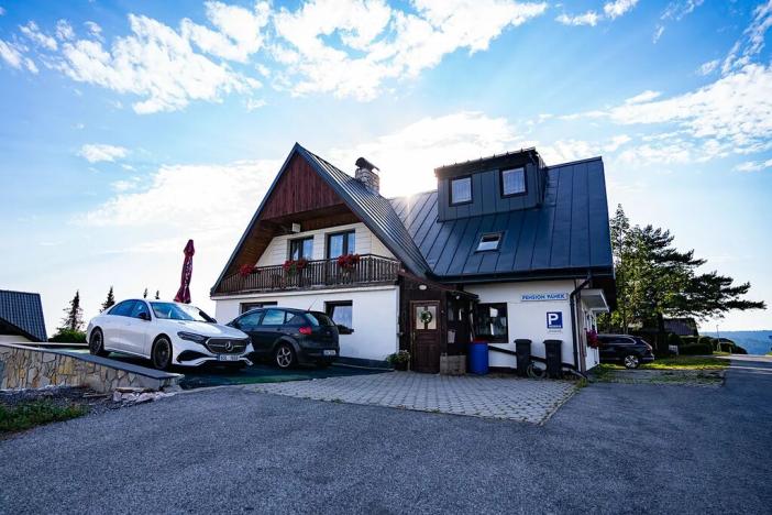 Prodej rodinného domu, Strážné, 450 m2