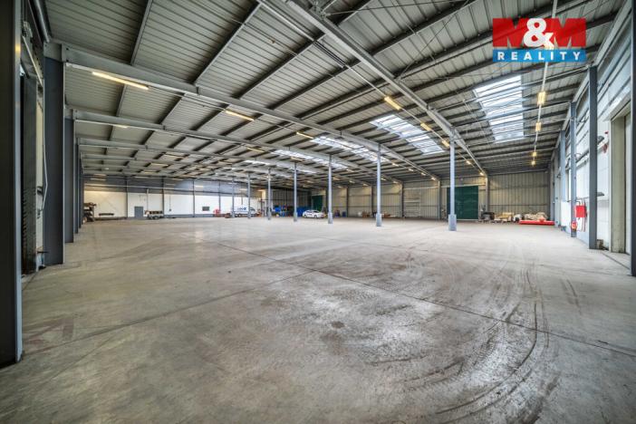 Pronájem výrobních prostor, Volduchy, 1866 m2