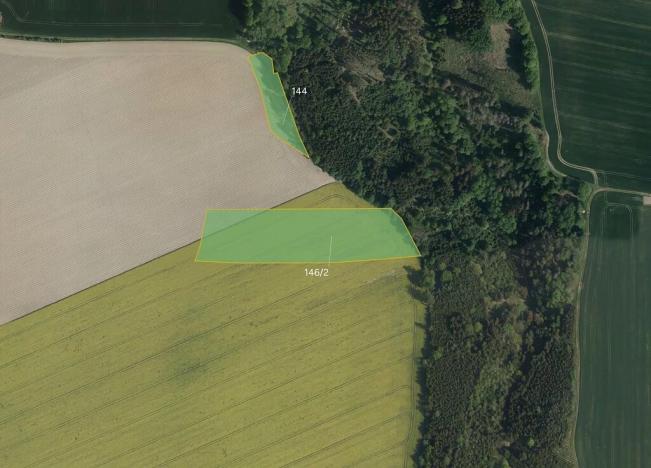 Prodej pole, Řepníky, 9827 m2