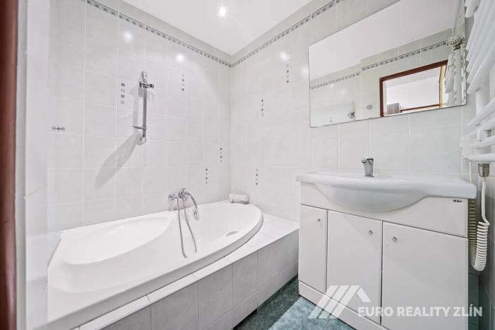 Prodej rodinného domu, Otrokovice, Čechova, 226 m2