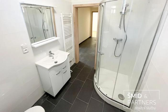 Prodej bytu 3+kk, Velim, Palackého, 77 m2