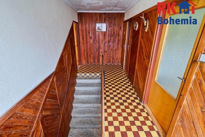 Prodej vícegeneračního domu, Chrášťany, 218 m2