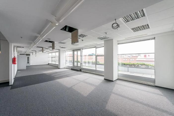 Pronájem kanceláře, Praha - Žižkov, Vinohradská, 387 m2