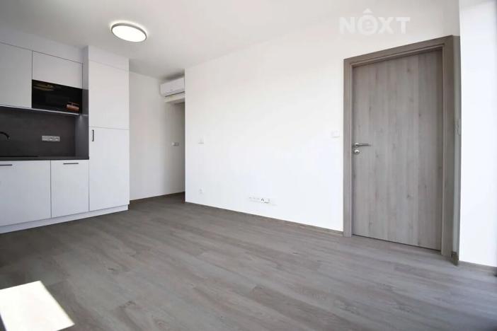 Pronájem bytu 2+kk, Břeclav, Břetislavova, 34 m2
