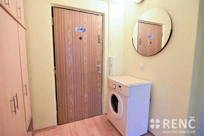 Pronájem bytu 2+kk, Brno, Strnadova, 47 m2