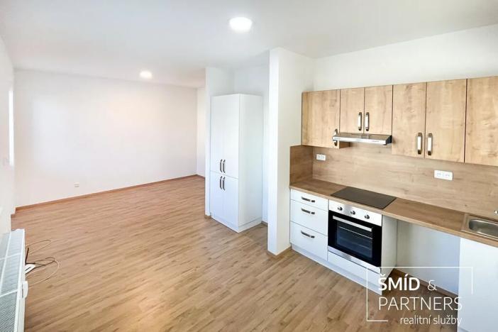 Prodej bytu 2+kk, Velim, Palackého, 56 m2