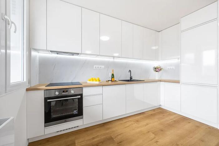 Prodej bytu 3+kk, Praha - Karlín, Molákova, 69 m2