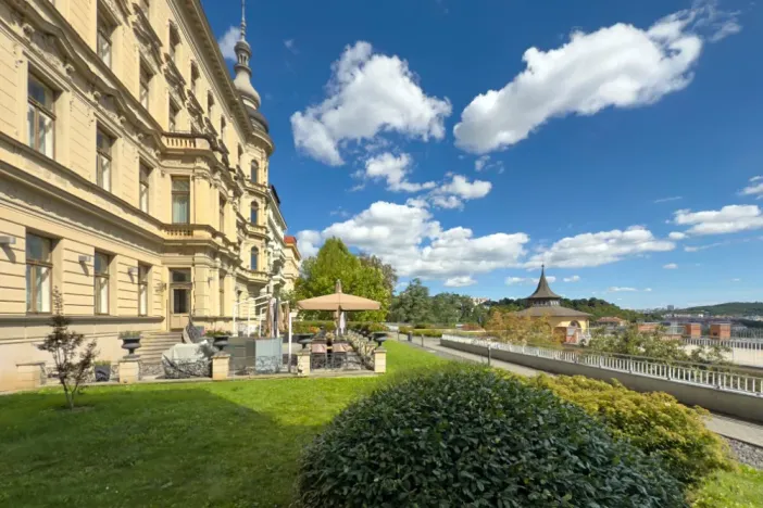 Pronájem bytu 3+kk, Praha - Vinohrady, U Zvonařky, 90 m2