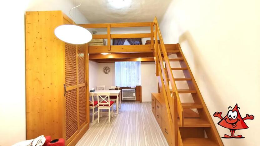 Pronájem bytu 1+kk, Praha - Nové Město, Na bojišti, 27 m2