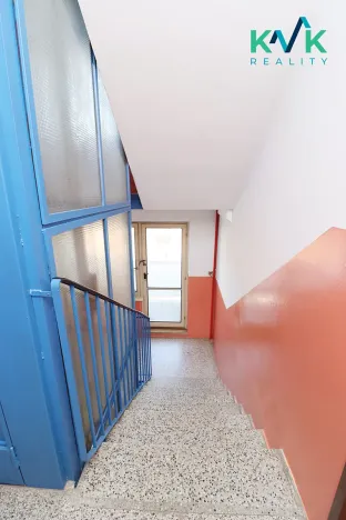 Prodej bytu 1+1, Loket, Sportovní, 36 m2