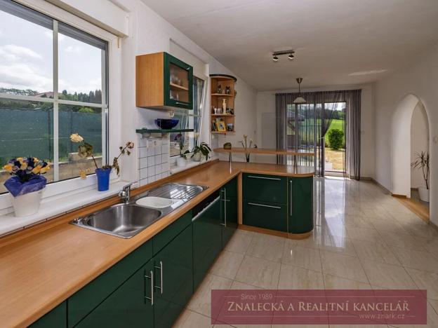 Prodej rodinného domu, Losiná, 250 m2