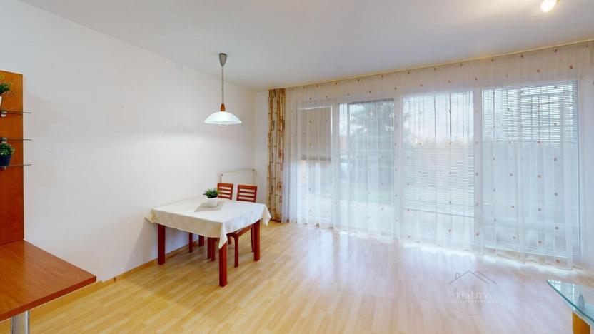 Pronájem bytu 2+kk, Bradlec, K Oboře, 53 m2