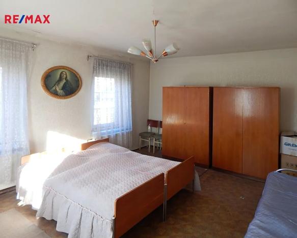 Prodej rodinného domu, Hořesedly, 200 m2