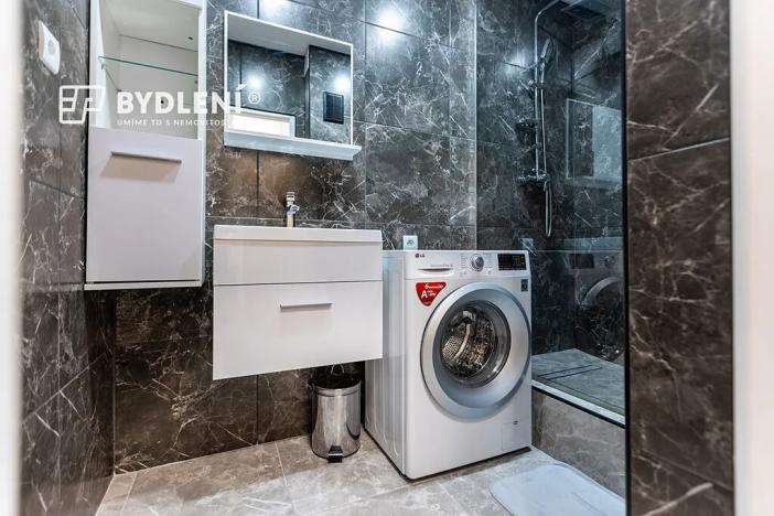 Pronájem bytu 2+1, Teplice, Buzulucká, 57 m2