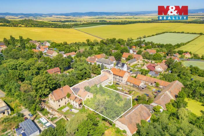 Prodej zemědělského objektu, Podbořany - Pšov, 1000 m2