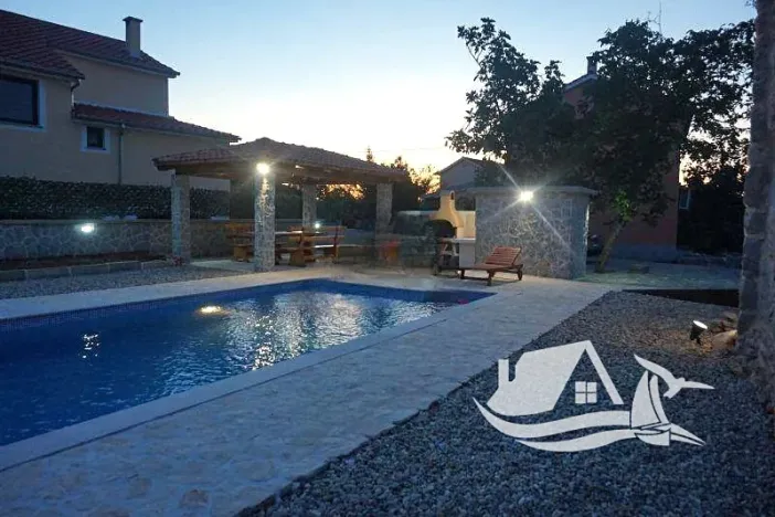 Prodej rodinného domu, Gabonjin, Chorvatsko, 245 m2