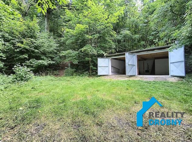 Pronájem garáže, Benešov nad Ploučnicí, 55 m2