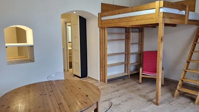 Pronájem bytu 1+kk, Praha - Vinohrady, Na Folimance, 34 m2