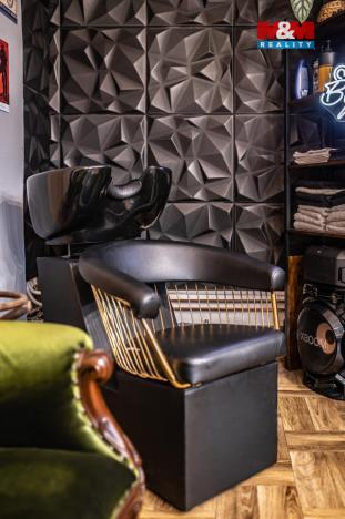 Pronájem obchodního prostoru, Napajedla, Masarykovo náměstí, 40 m2