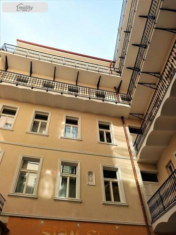 Pronájem bytu 1+1, Praha - Nové Město, Na Poříčí, 36 m2