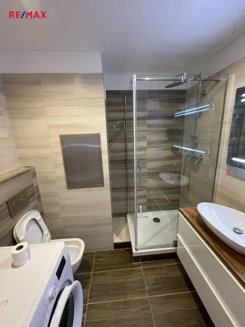 Pronájem bytu 2+kk, Praha - Střížkov, Vysočanská, 44 m2