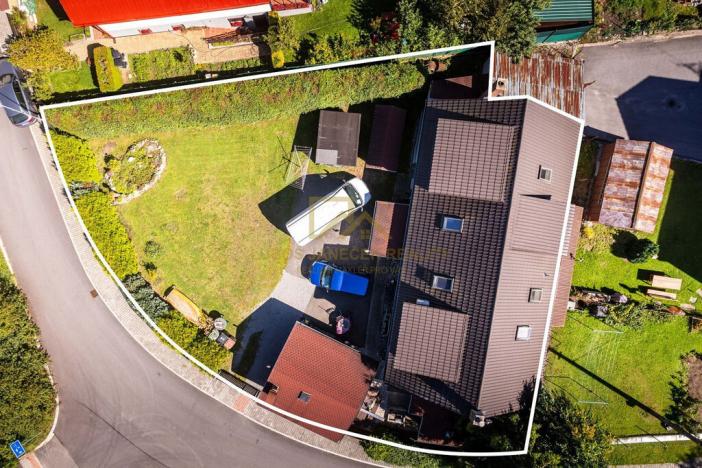 Prodej rodinného domu, Černá v Pošumaví, 210 m2