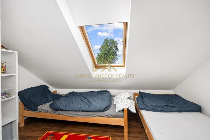 Prodej rodinného domu, Černá v Pošumaví, 210 m2