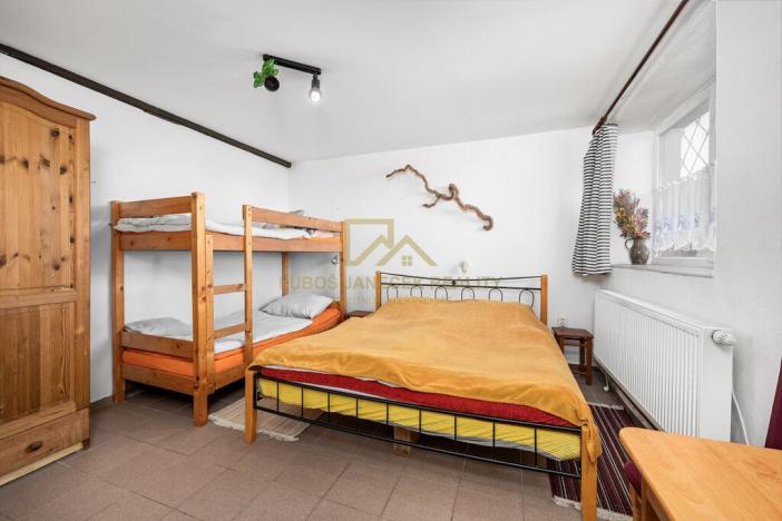 Prodej rodinného domu, Černá v Pošumaví, 210 m2