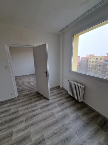 Pronájem bytu 1+1, Chomutov, Dřínovská, 37 m2