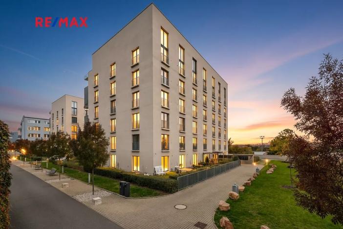 Prodej bytu 1+kk, Praha - Libeň, Novovysočanská, 27 m2