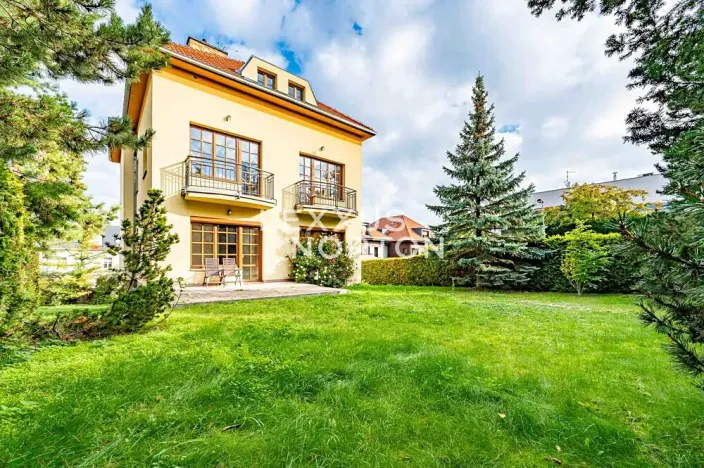 Pronájem vily, Praha - Břevnov, Oddělená, 316 m2