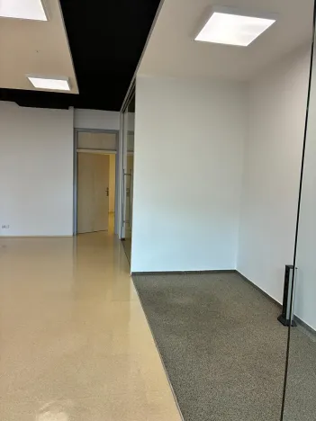 Pronájem obchodního prostoru, Ústí nad Labem, Špitálské náměstí, 178 m2