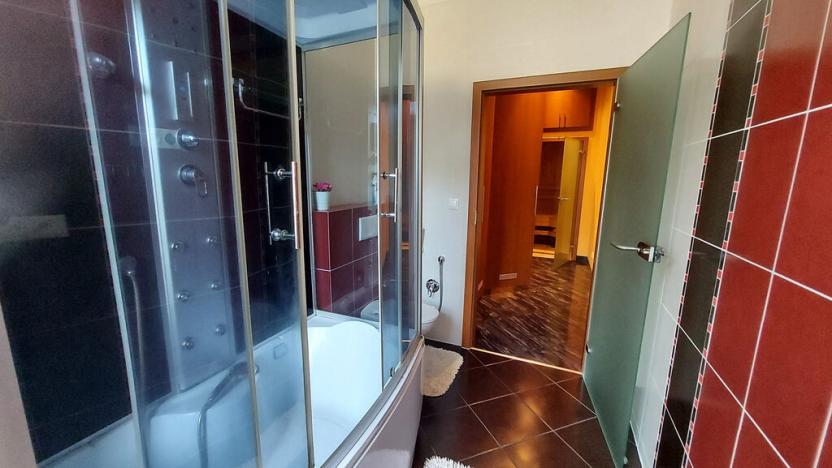 Prodej bytu 3+kk, Karlovy Vary, Na Vyhlídce, 94 m2