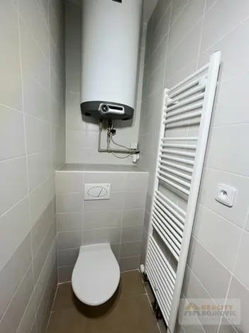 Prodej bytu 1+1, Meziměstí, Školní, 53 m2