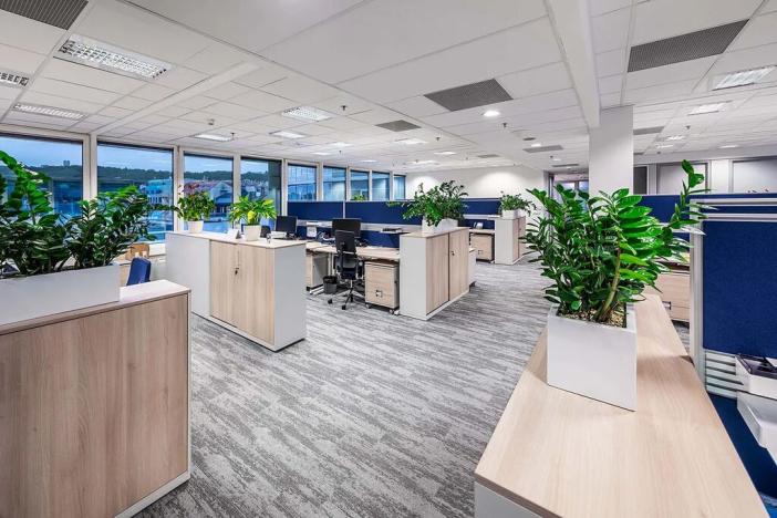 Pronájem kanceláře, Praha - Smíchov, Radlická, 431 m2