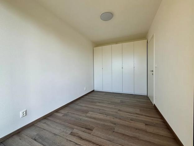 Pronájem bytu 2+kk, Hradec Králové, Pálenecká, 67 m2