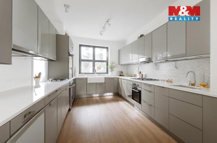 Prodej kanceláře, Kostelec nad Labem, Přemyslova, 186 m2