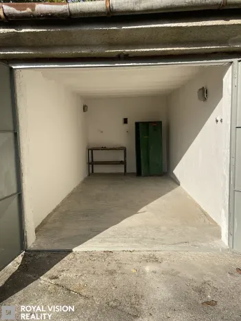 Prodej garáže, Brno, Třískalova, 16 m2