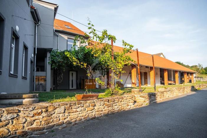 Prodej rodinného domu, Slabčice, 1500 m2