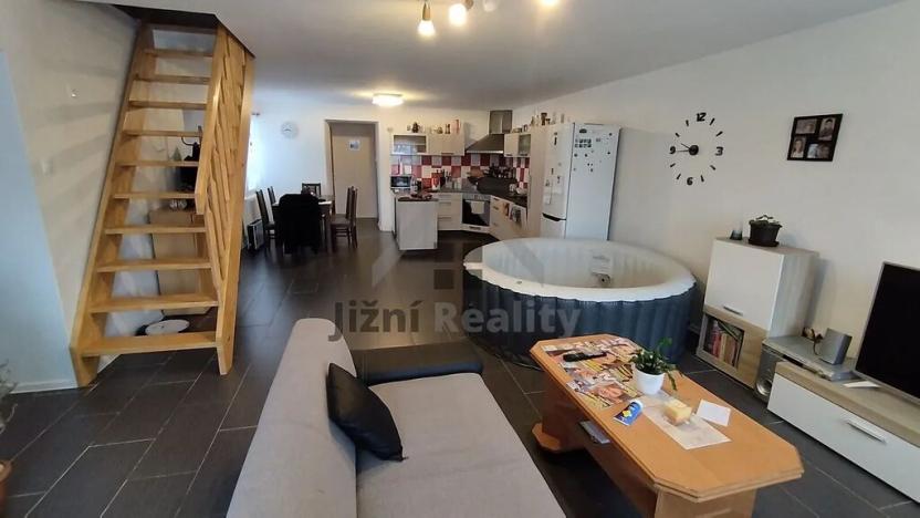 Prodej rodinného domu, Trhové Sviny, Rejta, 500 m2