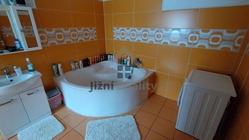 Prodej rodinného domu, Trhové Sviny, Rejta, 500 m2