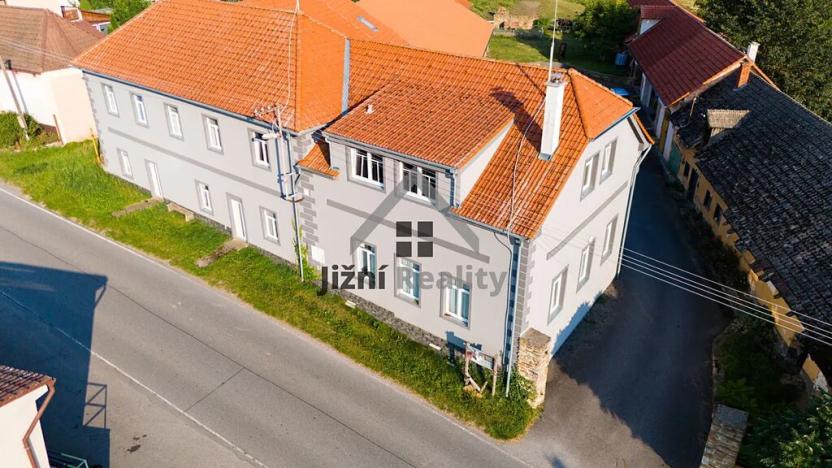 Prodej zemědělského objektu, Slabčice, 1500 m2