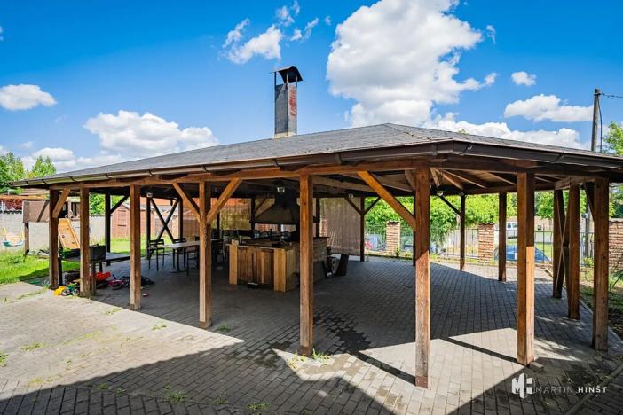 Prodej apartmánu, Květnice, Na Ladech, 460 m2