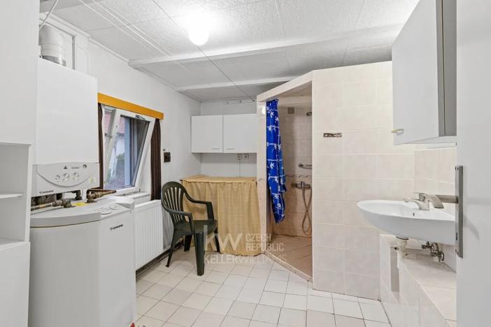 Prodej rodinného domu, Bašť, Předbojská, 58 m2