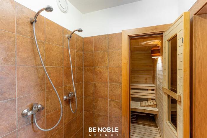 Prodej bytu 6+kk a větší, Praha - Břevnov, Kukulova, 252 m2